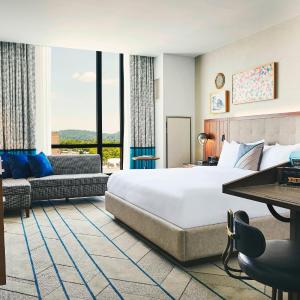 King Room - Hearing Accessible