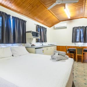 Queen Room with Sea View