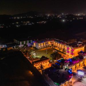 hotelImage