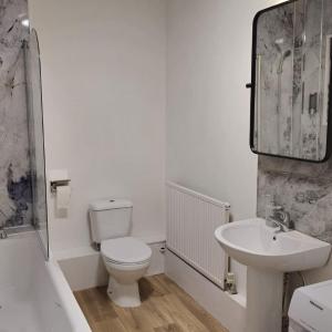 Triple Room with Shared Bathroom