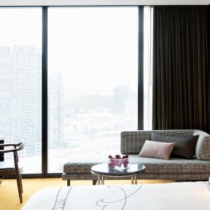 High Floor Luxe King
