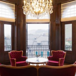 One-Bedroom King Suite