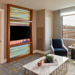 Executive King Suite - Non-Smoking