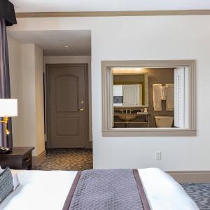 Premium King Room with Spa Bath
