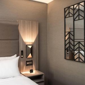 One-Bedroom King Suite with Sofa Bed - Hearing Accessible