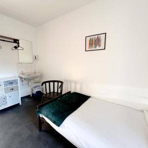 Standard Single Room with Shared Bathroom