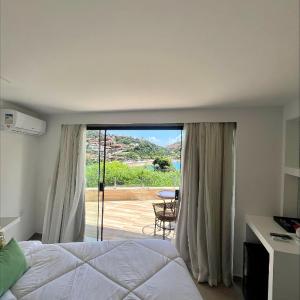 Master Suite with Spa Bath - Sea View