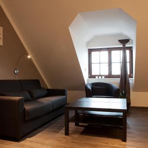  Studio (2-4 Adults) 