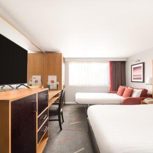 Queen Room with Sofa Bed