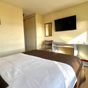 Standard Double Room with Sea View