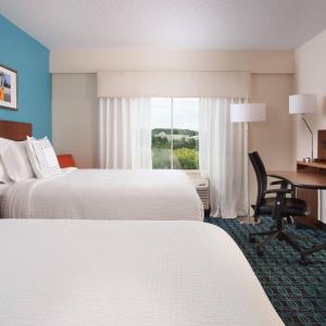 Queen Room with Two Queen Beds and Sofa Bed