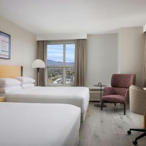 Queen Room with Lake View