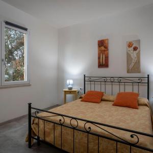 One-Bedroom Apartment with Garden