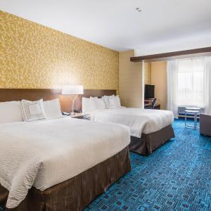 Queen Suite with Two Queen Beds and Sofa Bed