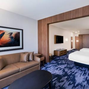 Superior Queen Room with Two Queen Beds, Bathtub and Sofa Bed - Mobility Access