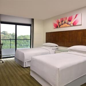 Premium room with Balcony, Guest room, 2 Single Beds
