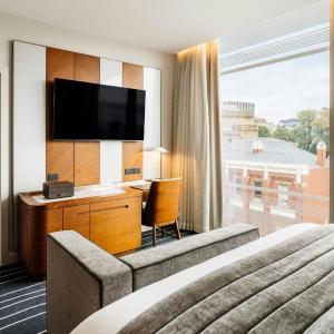 Pavilion King Room