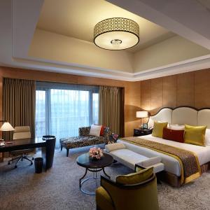 ITC One, Larger Guest room, 1 King or 2 Twin/Single Bed(s)