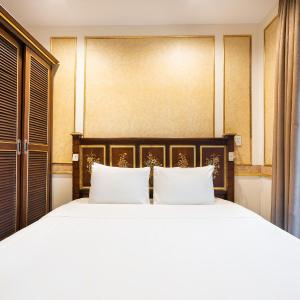 Suite with City View