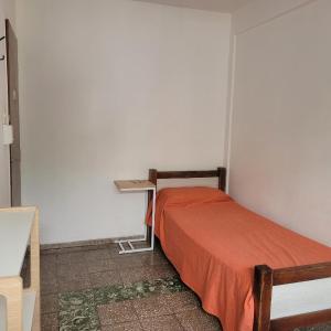 Standard Twin Room with Shared Bathroom