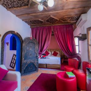 Deluxe Double or Twin Room with Mountain View