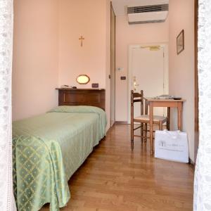 Single Room with Balcony