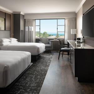 Double Room with Partial Bay View