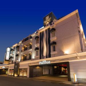 hotelImage