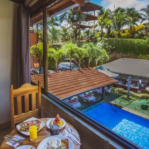 Triple Room with Pool View