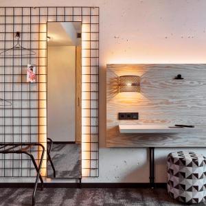 Moxy Twin Sleeper