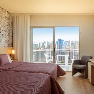 Family Room with Terrace (3 Adults + 1 Children)