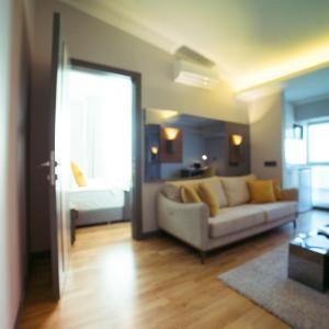 Modern Suite with Terrace