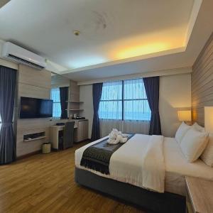 Deluxe with Sea View  