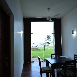 Deluxe Suite with Sea View