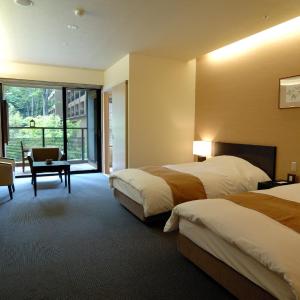 Twin Room with Private Bathroom