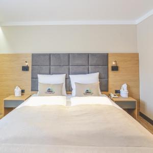 Single Room with Private Bathroom