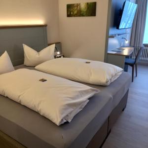 Classic Single Room