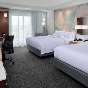 Queen Room with Two Queen Beds and Balcony