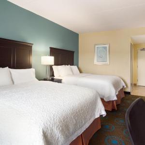 Room with Two Queen Beds - Non-Smoking