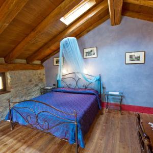 Quadruple Room with Balcony