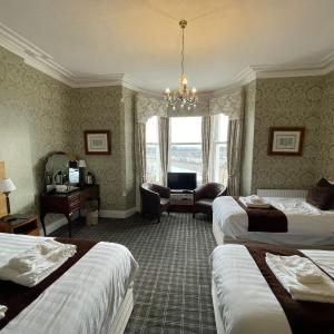 Quadruple Room with Sea View