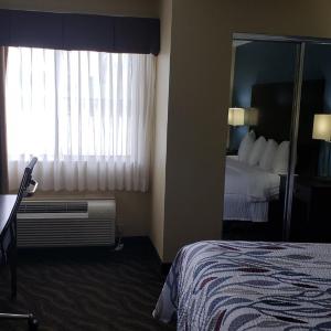 Deluxe Room with Two Double Beds Non-Smoking