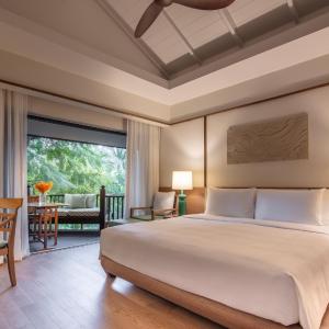 Premier Garden View Room