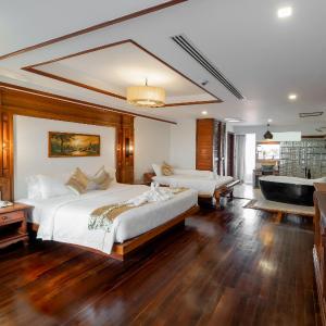 Family Suite with Balcony City View