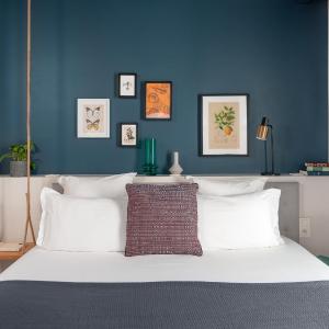 Interconnected Family Room