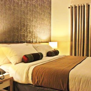 Executive King Room