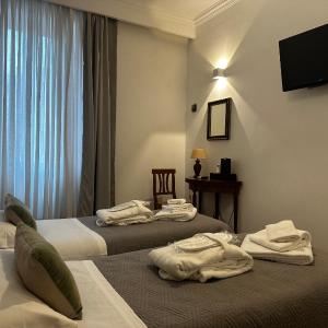 Twin Room with Shared Bathroom