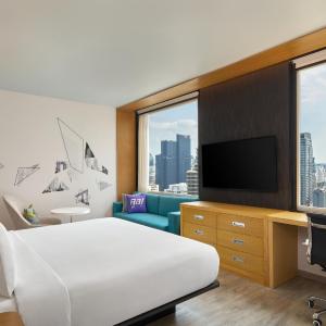 Stylish Suite - Junior King Suite with City View