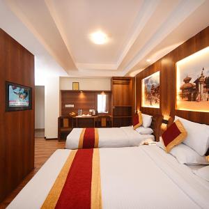 Deluxe Triple Room - 15% off on Food and Beverage, Late Checkout by 1 hour