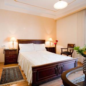 Deluxe Double or Twin Room with Hot Tub
